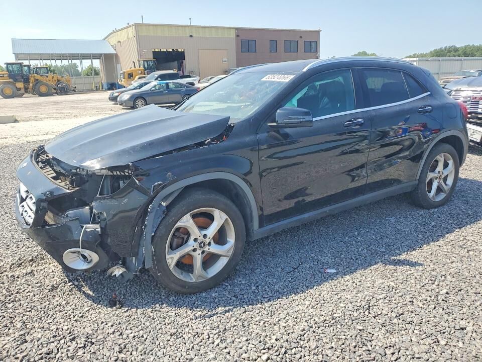2018 MERCEDES-BENZ GLA-Class