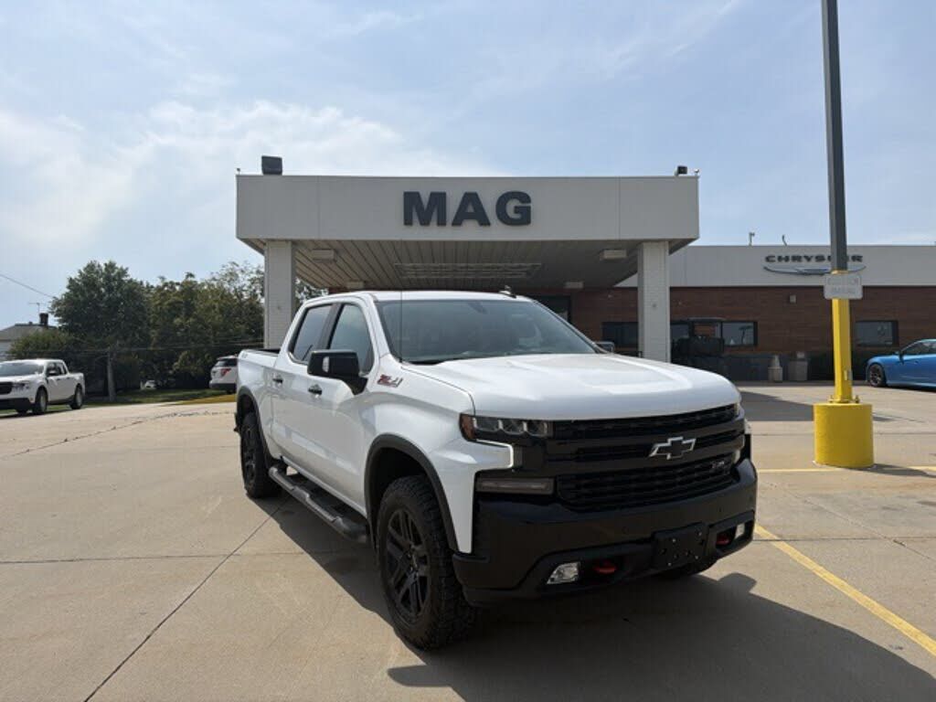 2021 CHEVROLET Silverado
