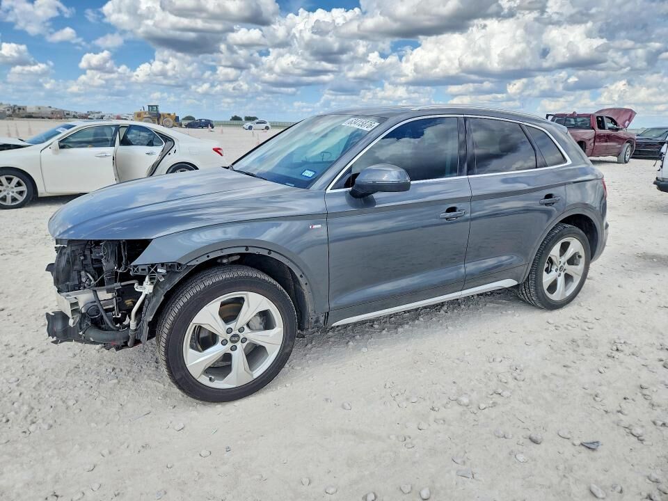 2022 AUDI Q5