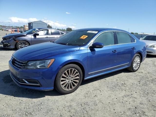 2017 VOLKSWAGEN Passat