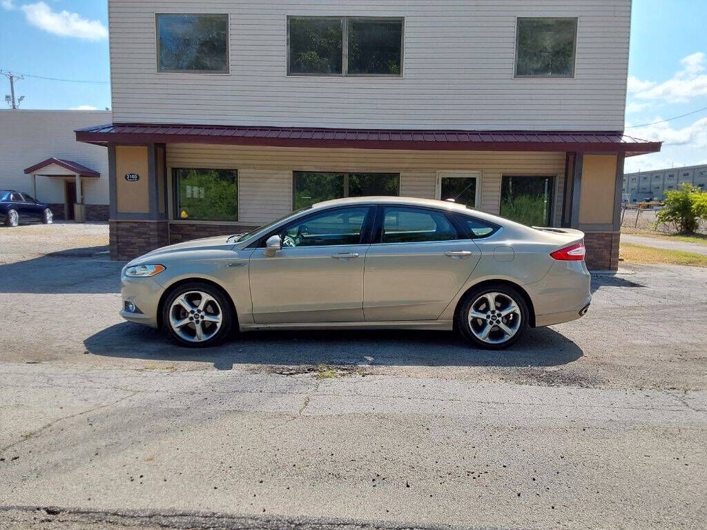 2015 FORD Fusion