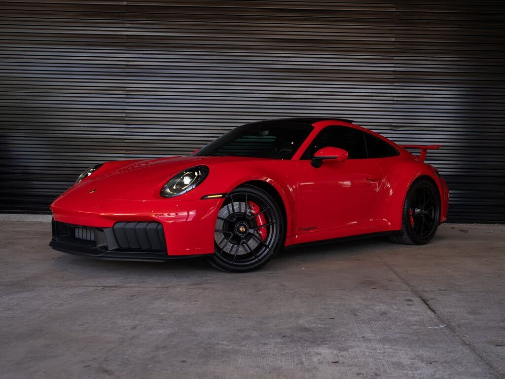 2026 PORSCHE 911