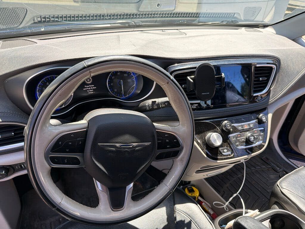 2020 CHRYSLER Pacifica