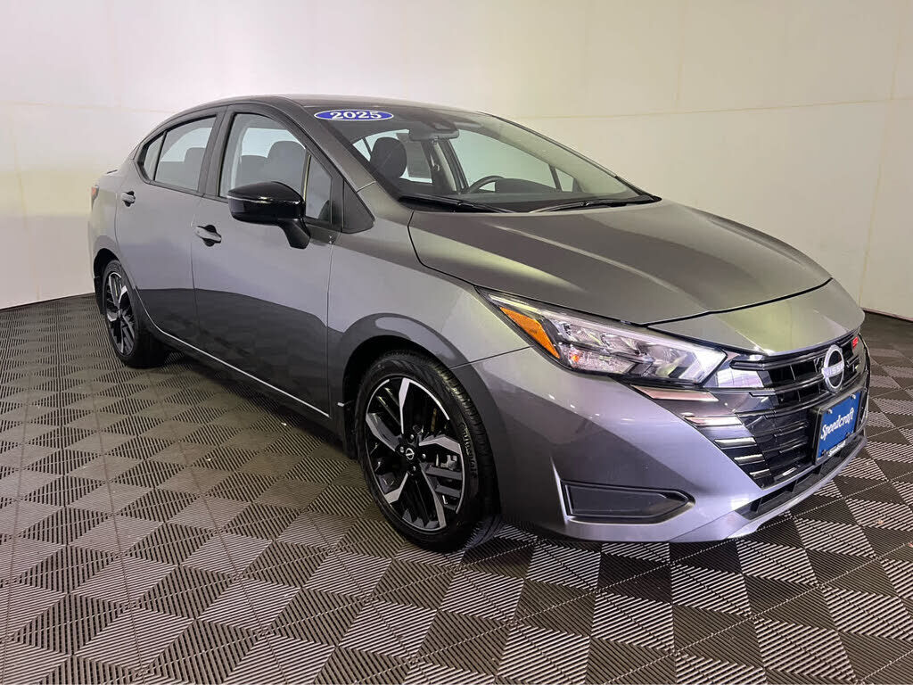 2025 NISSAN Versa
