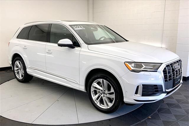 2023 AUDI Q7
