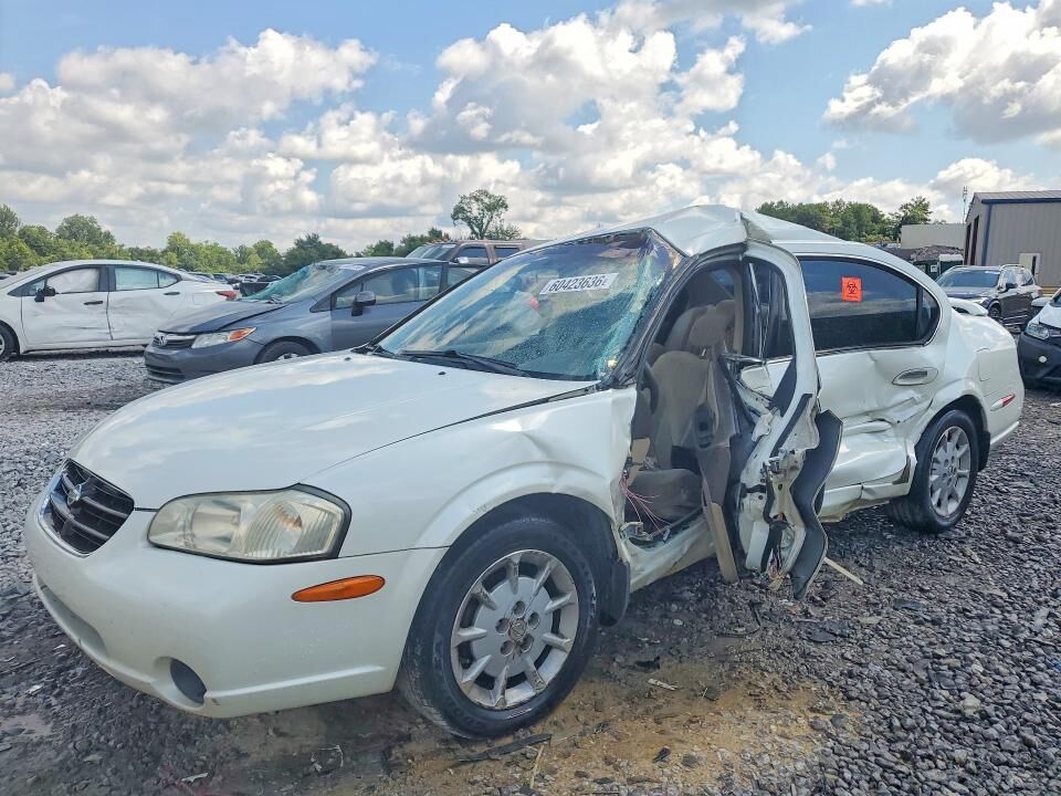 2001 NISSAN Maxima