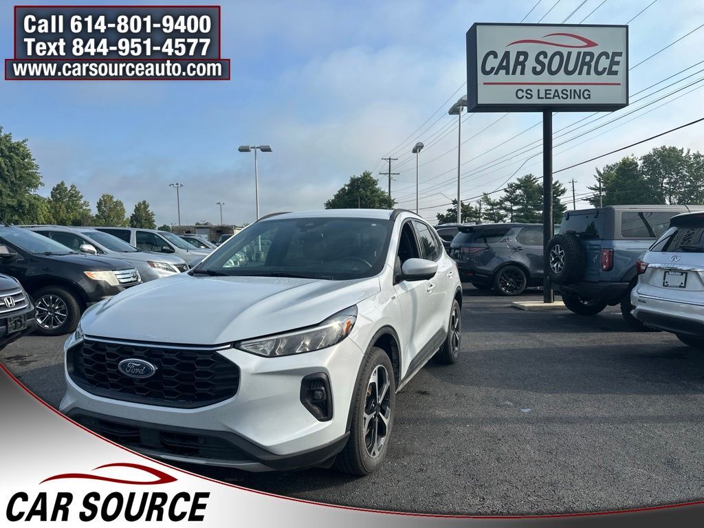 2025 FORD Escape
