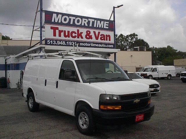2020 CHEVROLET Express