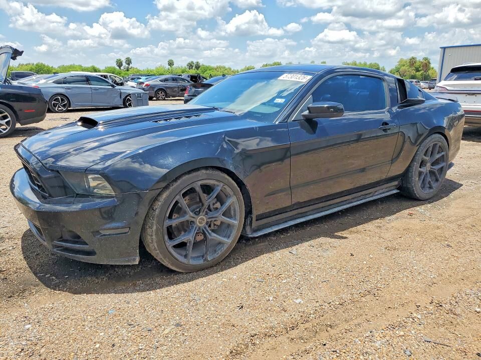 2013 FORD Mustang