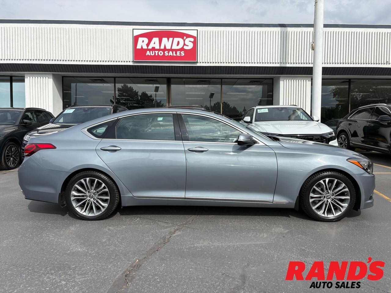 2017 GENESIS G80