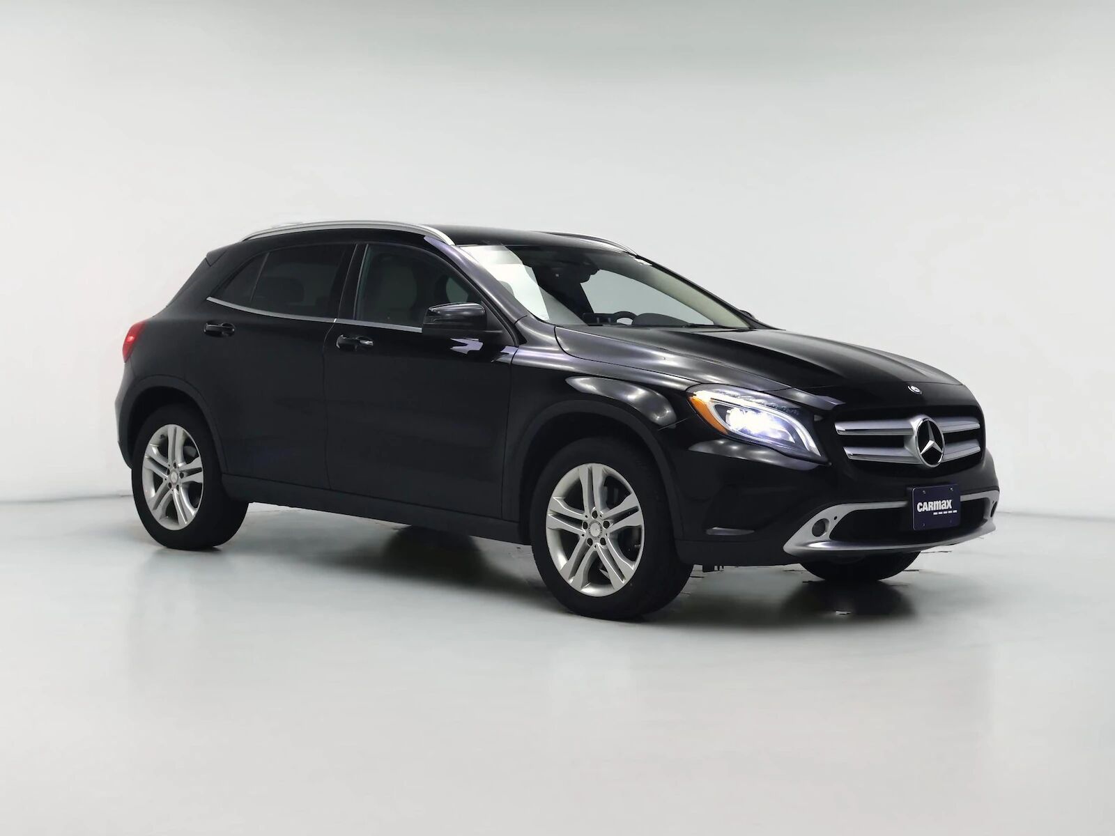 2017 MERCEDES-BENZ GLA-Class