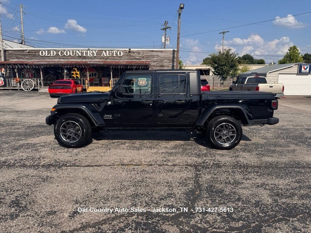 2023 JEEP Gladiator