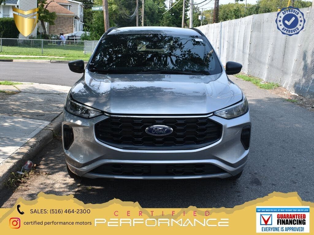 2024 FORD Escape