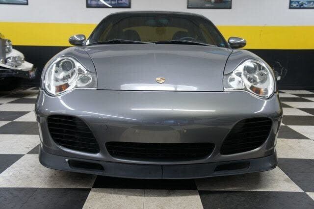 2002 PORSCHE 911