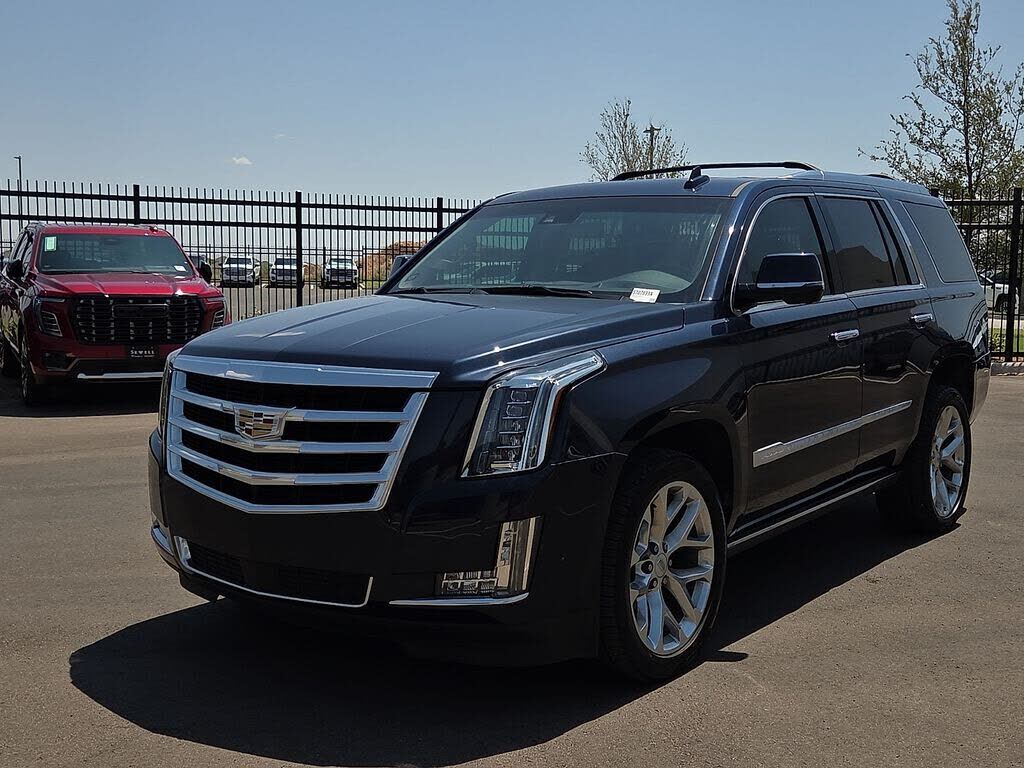 2020 CADILLAC Escalade