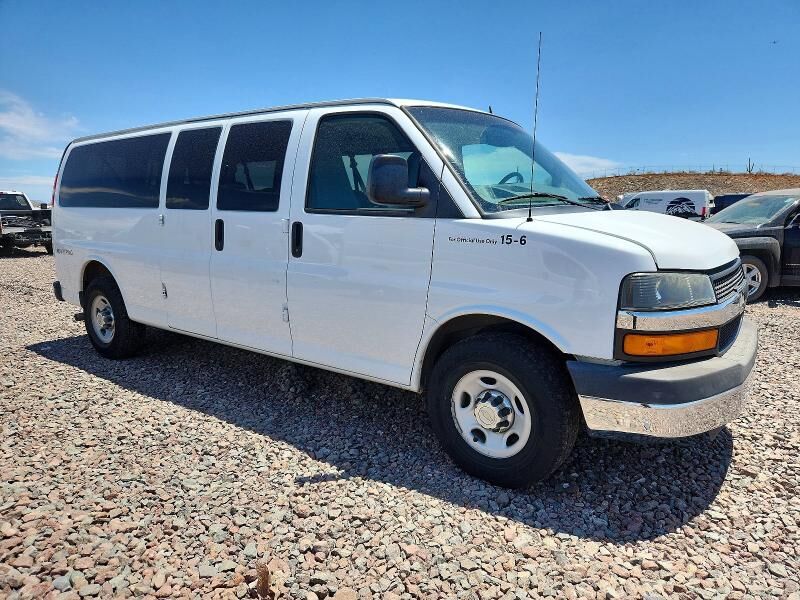 2015 CHEVROLET Express