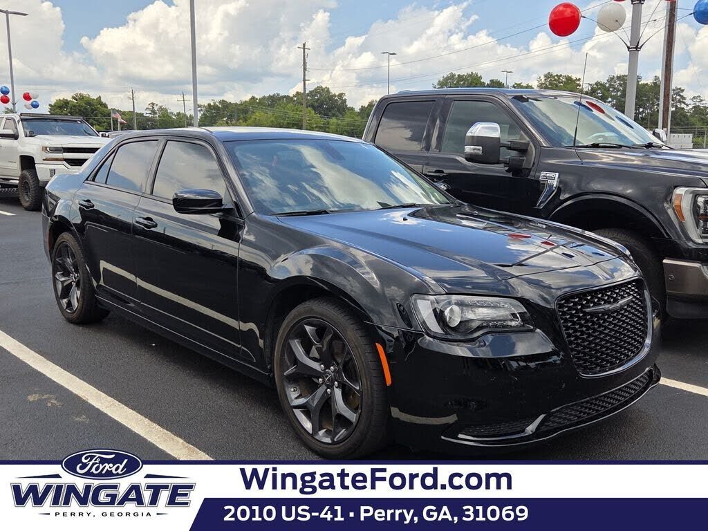 2023 CHRYSLER 300