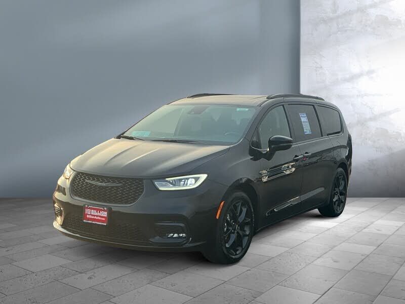 2025 CHRYSLER Pacifica