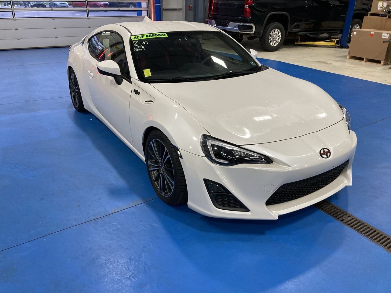 2013 TOYOTA Scion