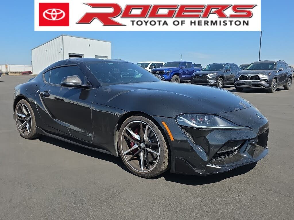 2022 TOYOTA Supra