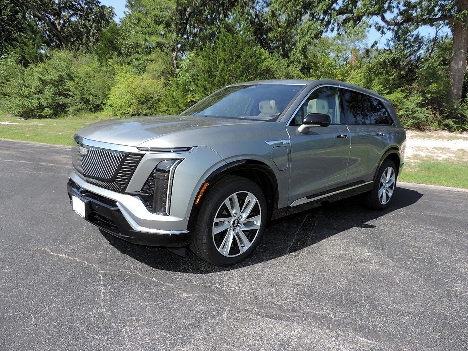 2027 CADILLAC Vistiq