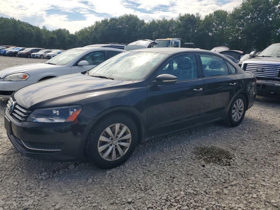 2012 VOLKSWAGEN Passat