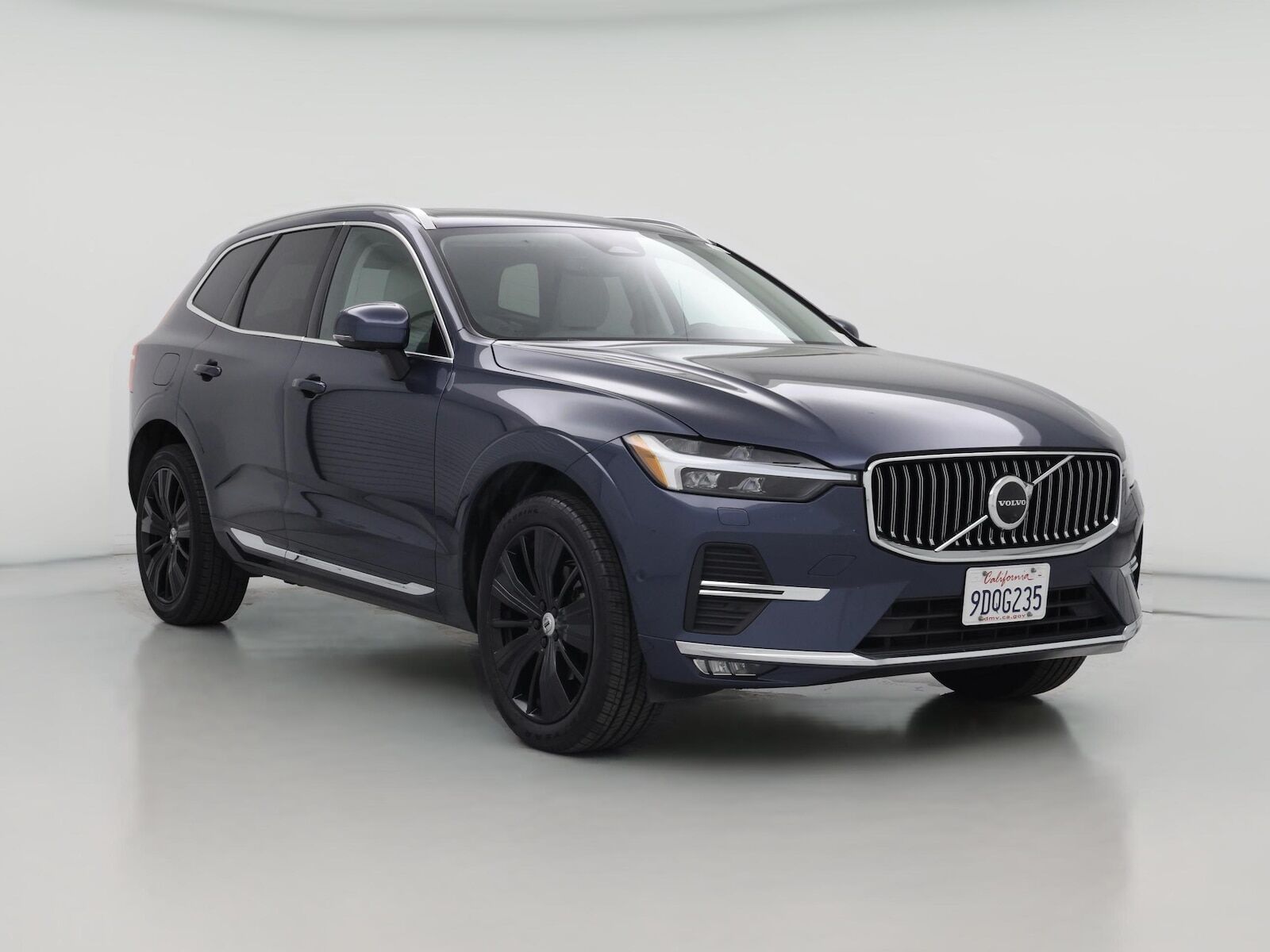 2023 VOLVO XC60