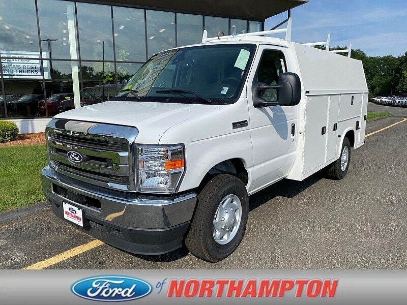 2026 FORD E-350