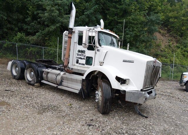 2009 KENWORTH T8 Series