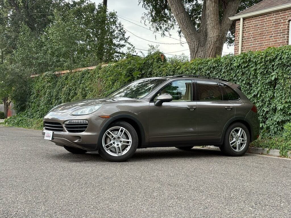 2012 PORSCHE Cayenne