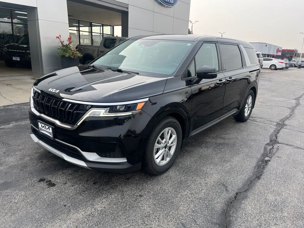 2023 KIA Carnival