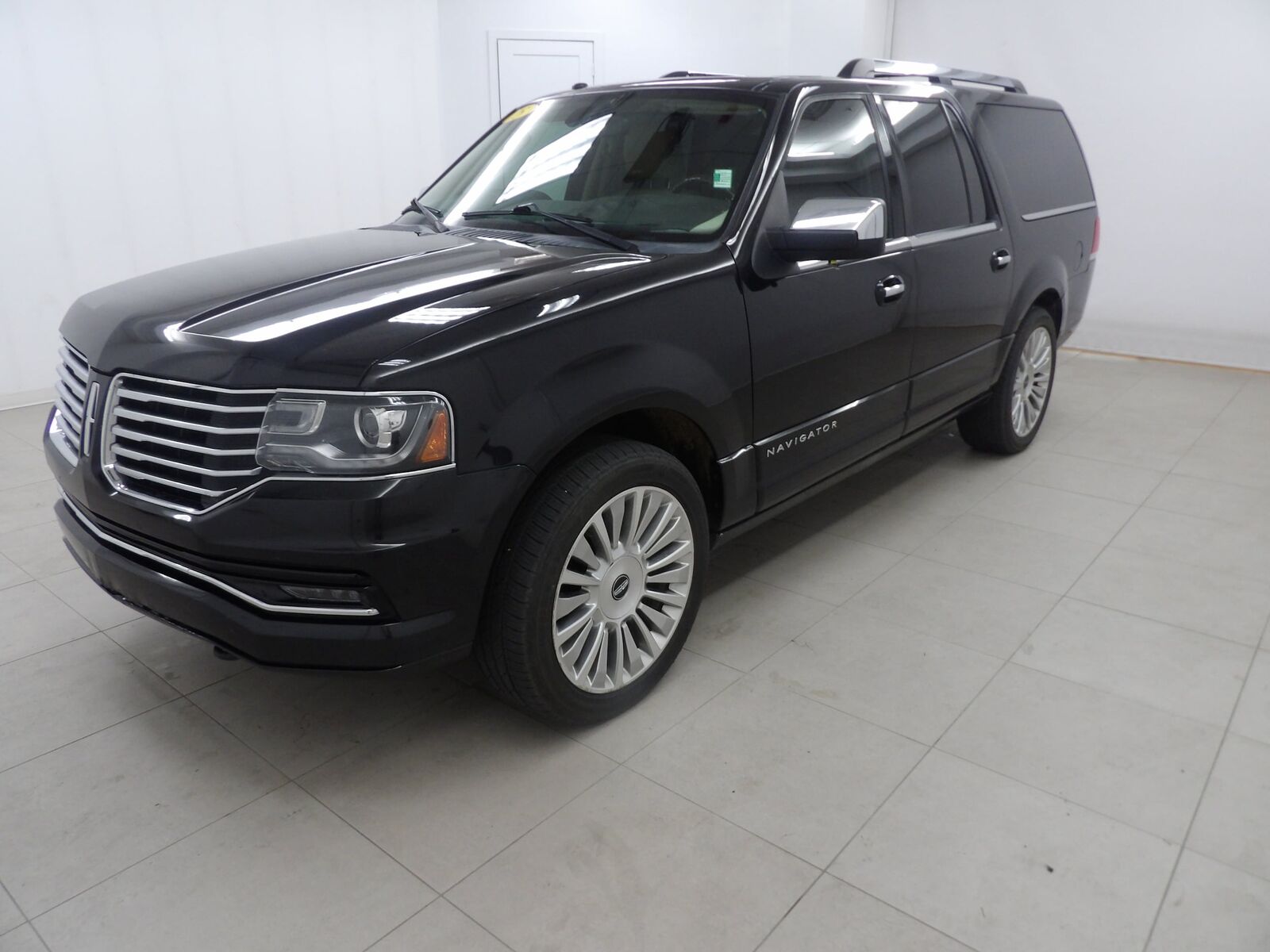 2015 LINCOLN Navigator