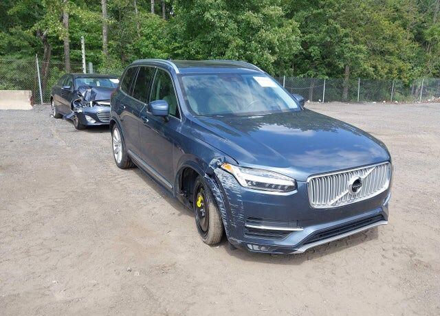 2018 VOLVO XC90