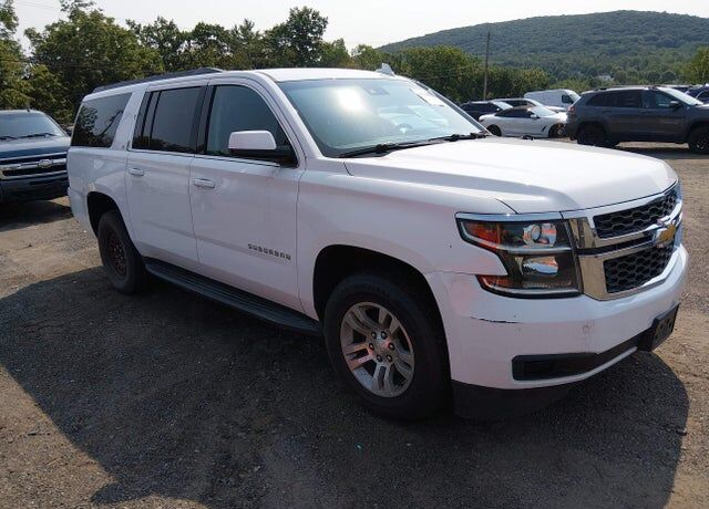 2018 CHEVROLET Suburban