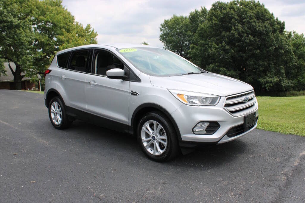 2019 FORD Escape