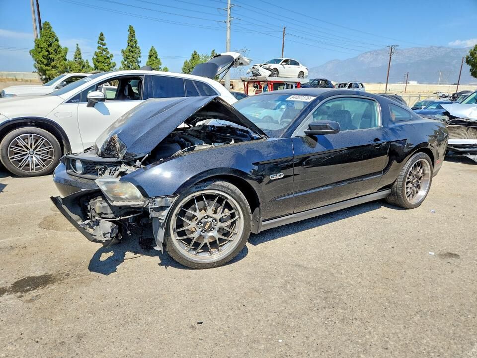 2011 FORD Mustang