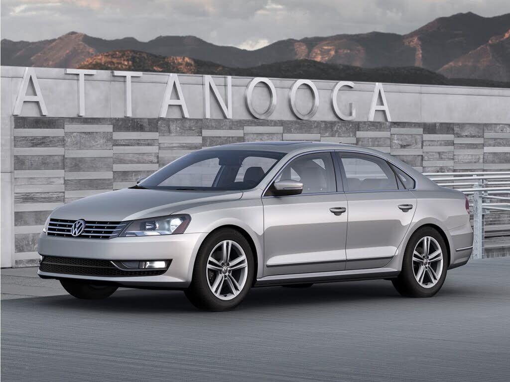 2015 VOLKSWAGEN Passat