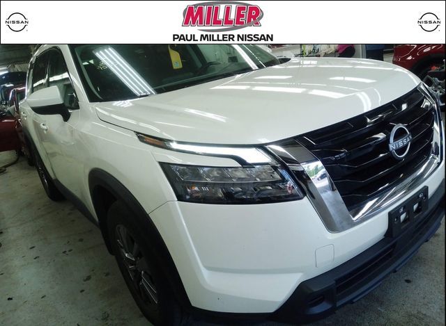 2023 NISSAN Pathfinder