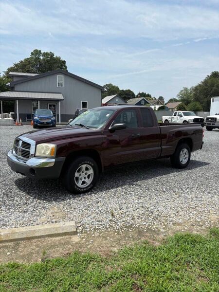 2005 DODGE Dakota