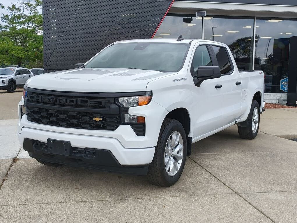 2023 CHEVROLET Silverado