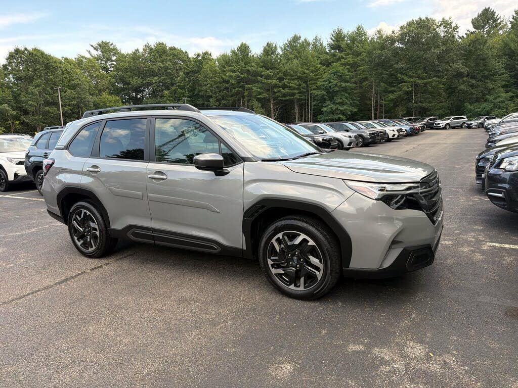 2025 SUBARU Forester