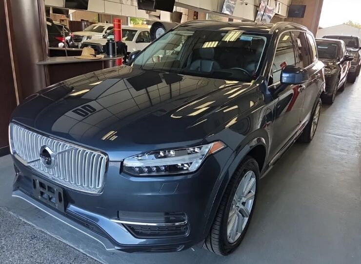 2019 VOLVO XC90