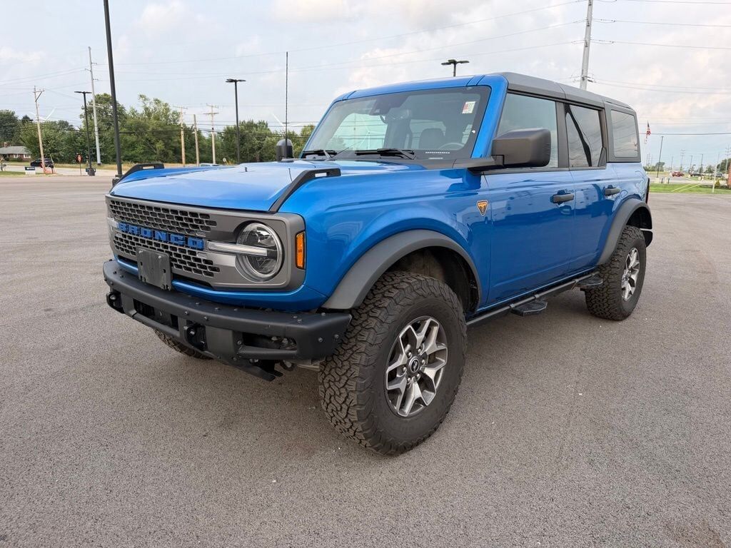 2024 FORD Bronco