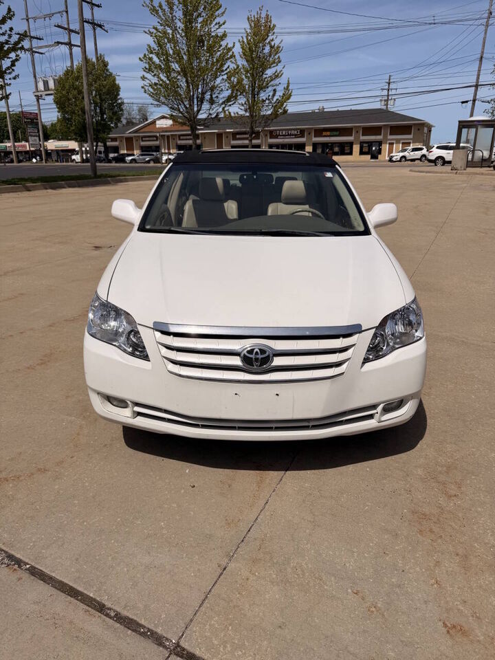 2006 TOYOTA Avalon