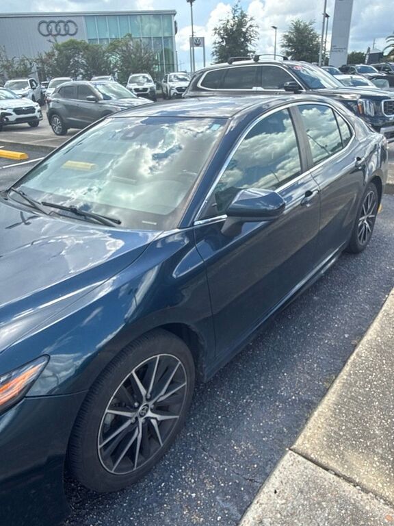 2021 TOYOTA Camry