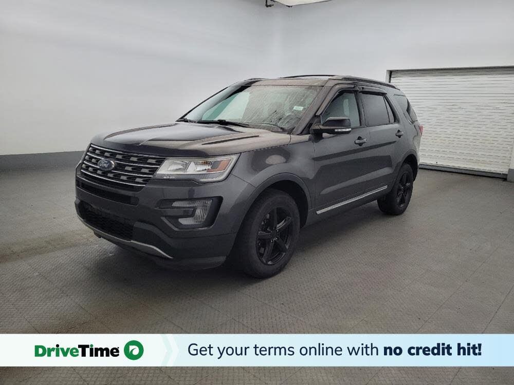 2017 FORD Explorer