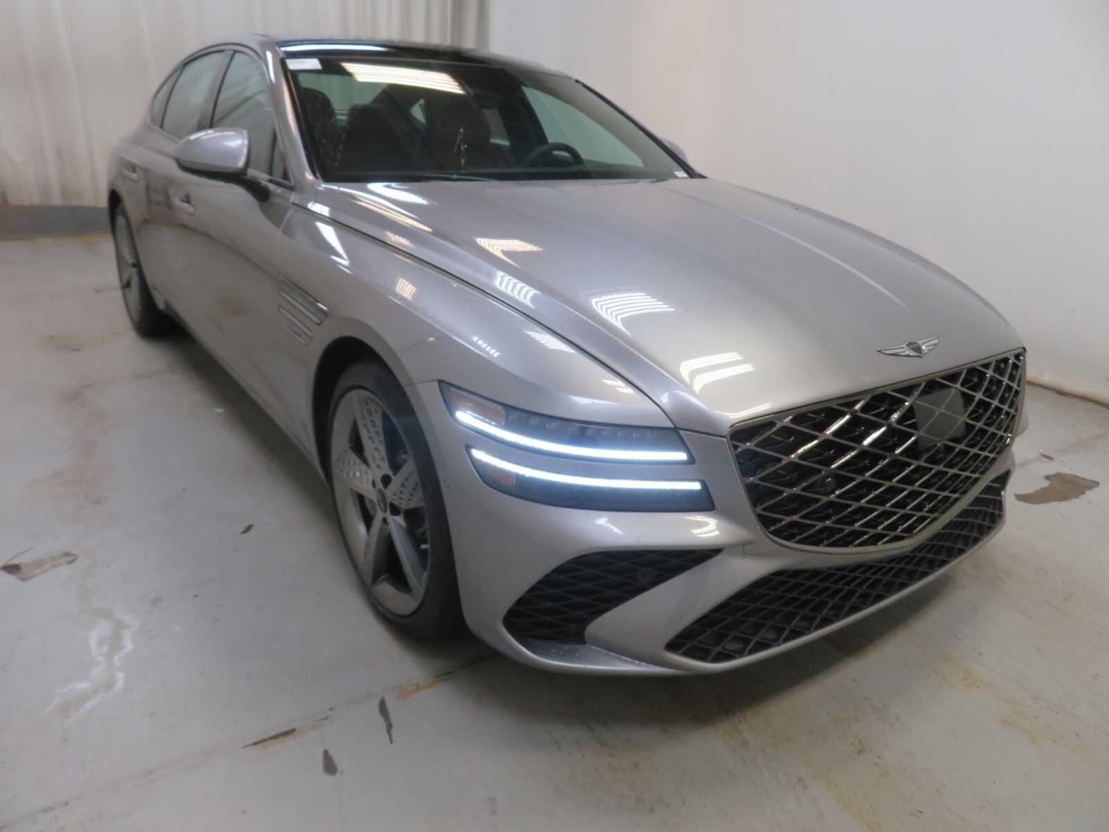 2027 GENESIS G80