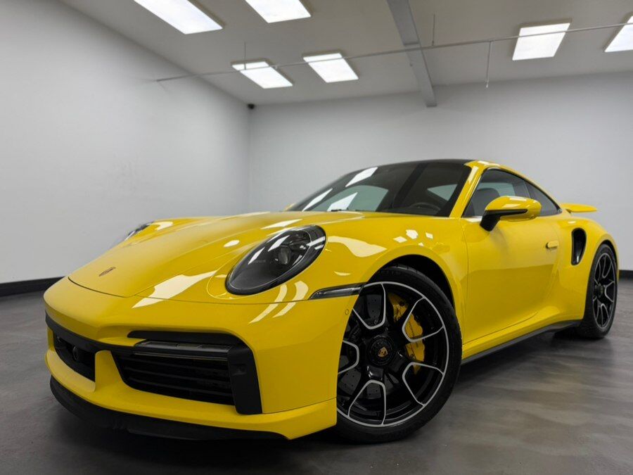 2022 PORSCHE 911