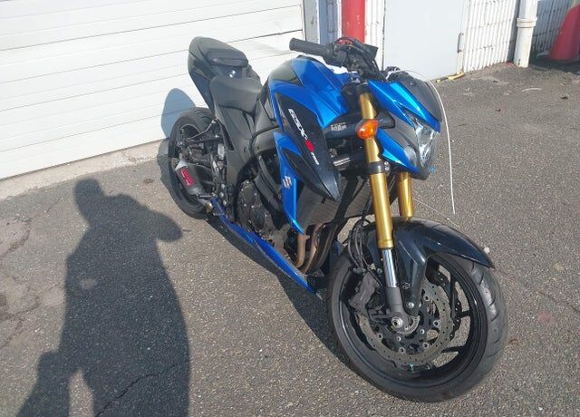 2018 SUZUKI GSX-S750L8