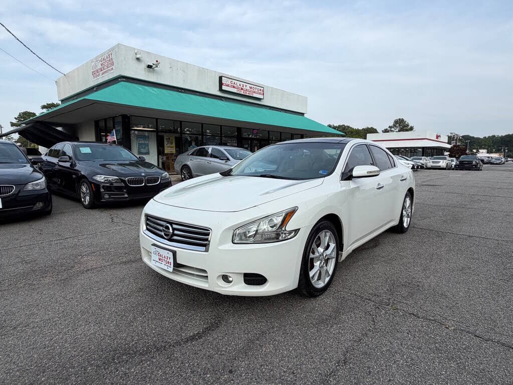 2012 NISSAN Maxima